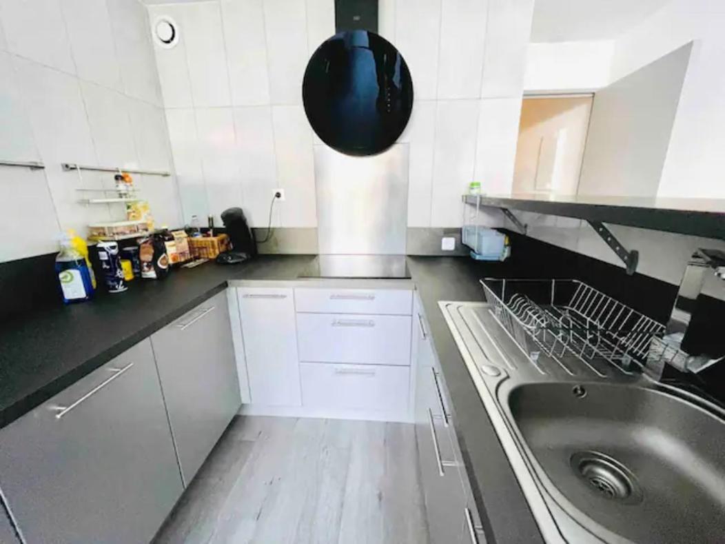 Superbe Appart En Residence A 300 M De La Plage. La Grande-Motte Exterior foto